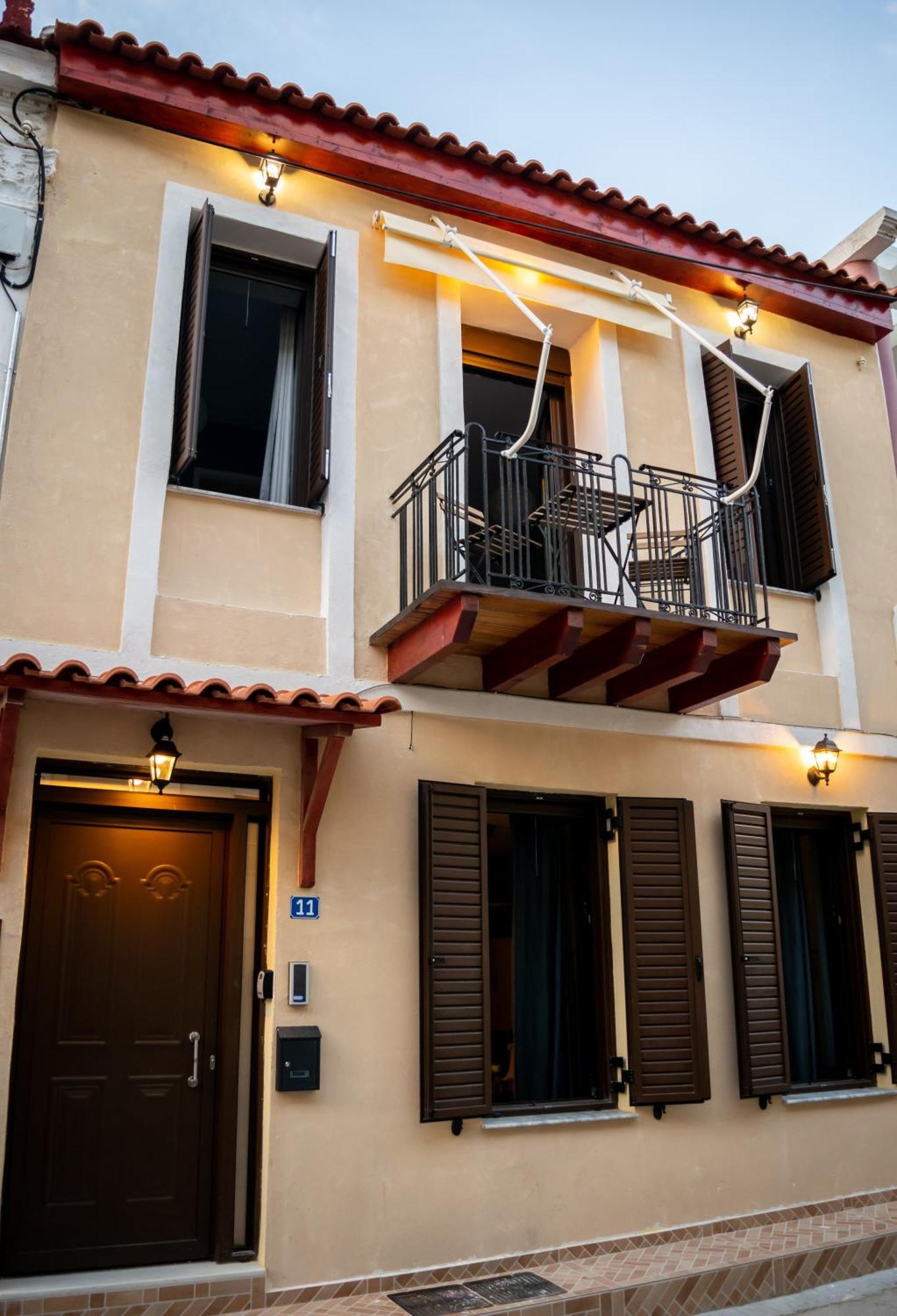 Selini Apartment Нафплион Екстериор снимка